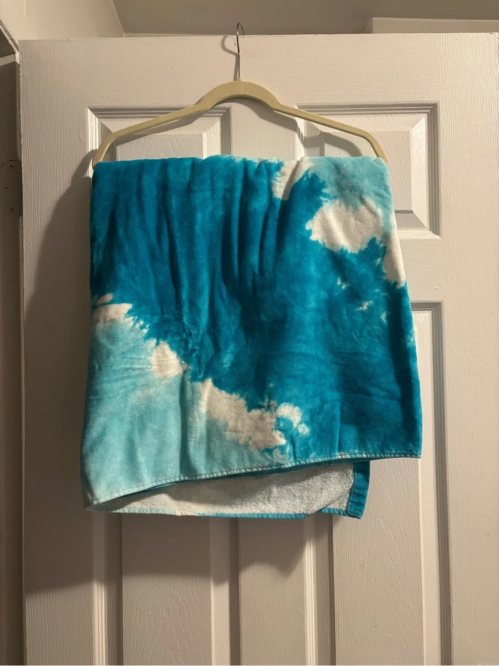 Pottery Barn Teen Cotton Tie-Dye Beach Towel